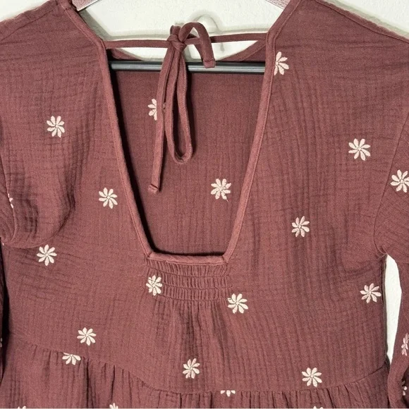 Madewell Embroidered Lightspun Peplum Open-Back Top size XS NWT $88 - Picture 6 of 9